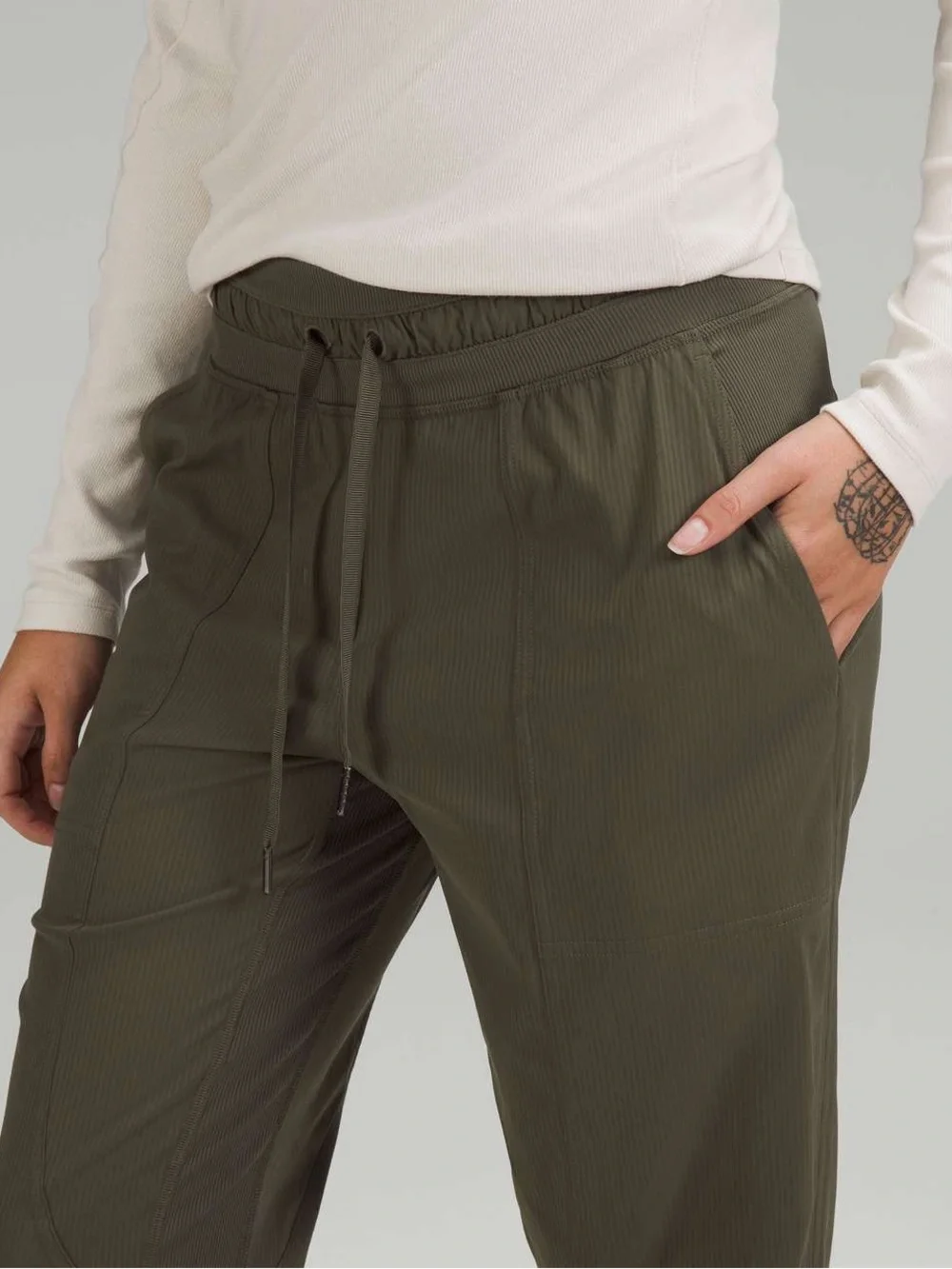 Lululemon Dance Studio Mid-Rise Cropped Pants
